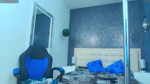 Snapshot of oliver__brown chatting on 17, 11, 2025 Oliver online show from 17, 11, 2025