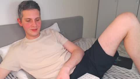 Oliver online show from 28, 2, 2026