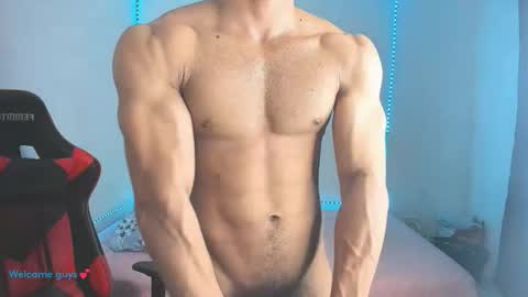 Snapshot of oliver_thompsson chatting on 19, 5, 2026 oliver thompsson online show from 19, 5, 2026