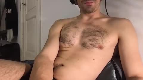 oliverbisbis1 online show from 16, 10, 2025