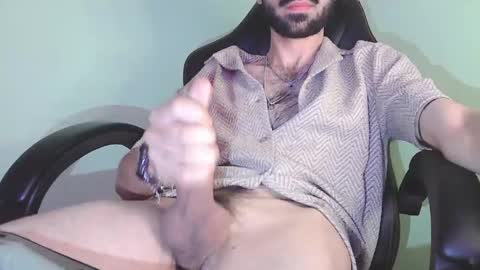 Oliver online show from 11, 4, 2026