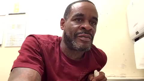 Snapshot of olivertwist1273 chatting on 18, 2, 2025 olivertwist1273 online show from 18, 2, 2025