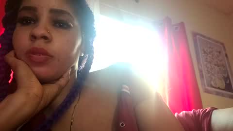 Snapshot of olivia119 chatting on 4, 3, 2025 Olivia online show from 4, 3, 2025