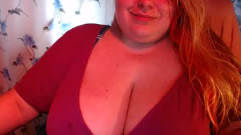 Snapshot of olivia_bud_gold chatting on 3, 12, 2024 Olivia Gold online show from 3, 12, 2024