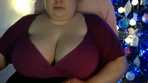 Snapshot of olivia_bud_gold chatting on 11, 1, 2025 Olivia Gold online show from 11, 1, 2025