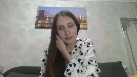Olivia online show from 5, 10, 2025