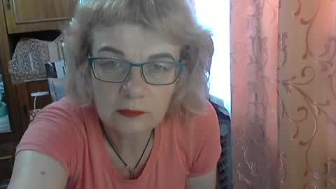 Snapshot of olivia_mia25 chatting on 30, 6, 2026 Olivia Mia online show from 30, 6, 2026