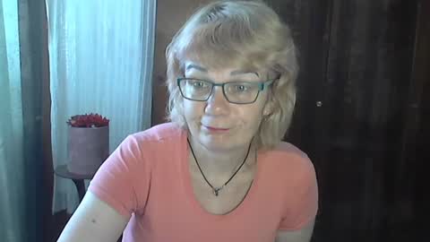 Snapshot of olivia_mia25 chatting on 8, 7, 2026 Olivia Mia online show from 8, 7, 2026