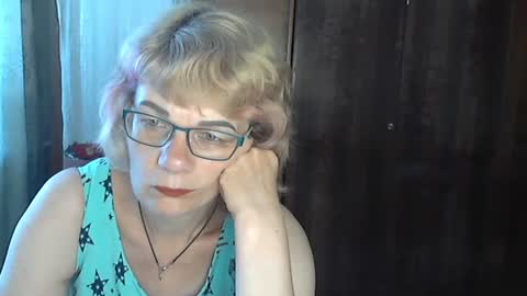 Snapshot of olivia_mia25 chatting on 13, 7, 2026 Olivia Mia online show from 13, 7, 2026