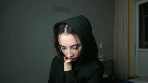 Snapshot of olivia_oliv chatting on 3, 2, 2025 Olivia online show from 3, 2, 2025