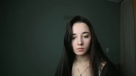 Snapshot of olivia_oliv chatting on 5, 2, 2025 Olivia online show from 5, 2, 2025