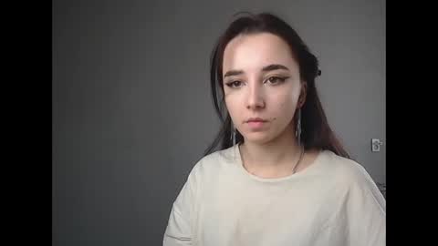 Snapshot of olivia_oliv chatting on 4, 3, 2025 Olivia online show from 4, 3, 2025