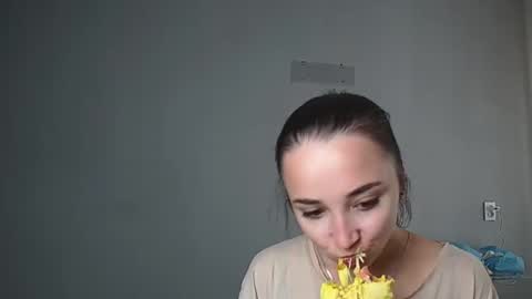 Snapshot of olivia_oliv chatting on 14, 9, 2025 Olivia online show from 14, 9, 2025