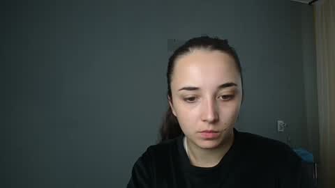 Snapshot of olivia_oliv chatting on 19, 9, 2025 Olivia online show from 19, 9, 2025