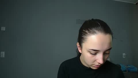 Snapshot of olivia_oliv chatting on 25, 9, 2025 Olivia online show from 25, 9, 2025