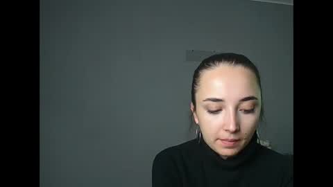 Snapshot of olivia_oliv chatting on 26, 9, 2025 Olivia online show from 26, 9, 2025