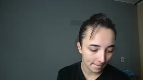 Snapshot of olivia_oliv chatting on 15, 10, 2025 Olivia online show from 15, 10, 2025