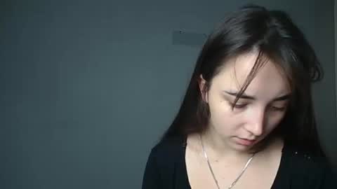 Snapshot of olivia_oliv chatting on 29, 10, 2025 Olivia online show from 29, 10, 2025