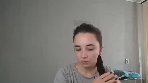 Snapshot of olivia_oliv chatting on 31, 10, 2025 Olivia online show from 31, 10, 2025