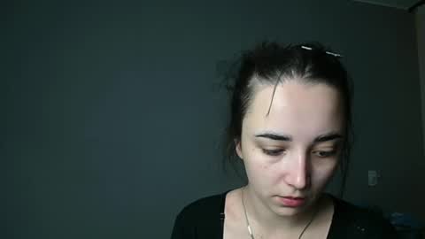 Snapshot of olivia_oliv chatting on 5, 12, 2025 Olivia online show from 5, 12, 2025