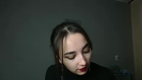 Snapshot of olivia_oliv chatting on 16, 12, 2025 Olivia online show from 16, 12, 2025