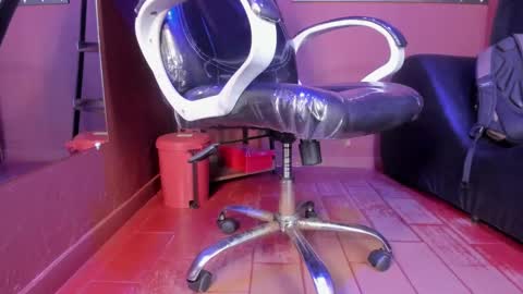   online show from 9, 2, 2025