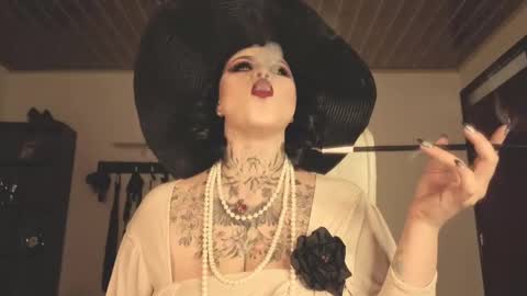   online show from 31, 10, 2025