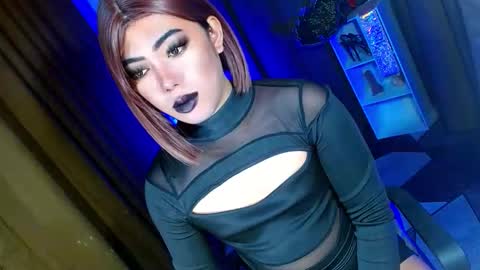 Snapshot of olivia_the_temptress27 chatting on 11, 9, 2025 Miss OLIVIA online show from 11, 9, 2025