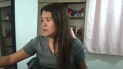 Snapshot of olivia_watson_ chatting on 15, 9, 2025 Olivia online show from 15, 9, 2025