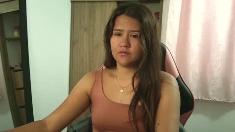 Snapshot of olivia_watson_ chatting on 28, 9, 2025 Olivia online show from 28, 9, 2025