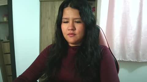 Snapshot of olivia_watson_ chatting on 10, 11, 2025 Olivia online show from 10, 11, 2025