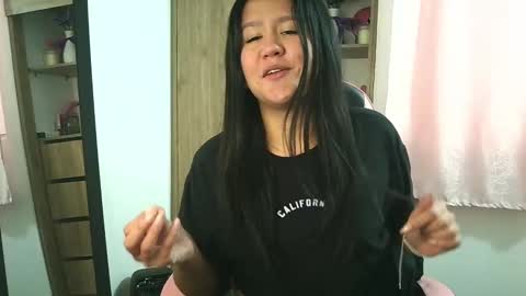 Snapshot of olivia_watson_ chatting on 20, 11, 2025 Olivia online show from 20, 11, 2025