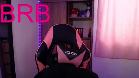 Snapshot of olivia_watson_ chatting on 29, 11, 2025 Olivia online show from 29, 11, 2025