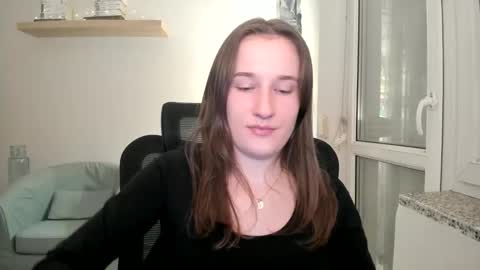 Snapshot of oliviaaa2003 chatting on 28, 12, 2024 Oliwiaa2004 online show from 28, 12, 2024