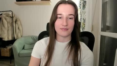 Oliwiaa2004 online show from 24, 2, 2026