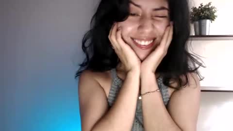 oliviaaa__ online show from 2, 10, 2025