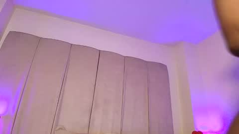 My name is olivia but can you call me Oli online show from 20, 10, 2025