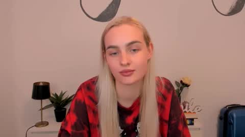 oliviaBeauty online show from 3, 10, 2025