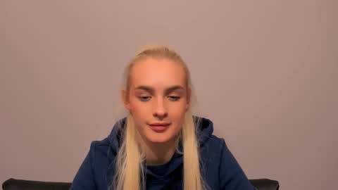 oliviaBeauty online show from 24, 2, 2026