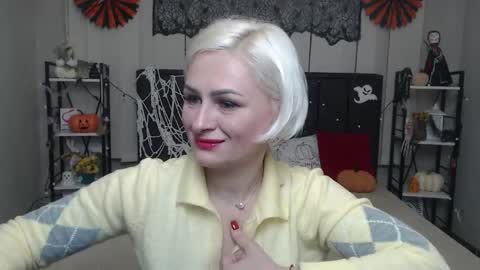 Snapshot of oliviahorst chatting on 1, 11, 2025 OliviaHorst online show from 1, 11, 2025