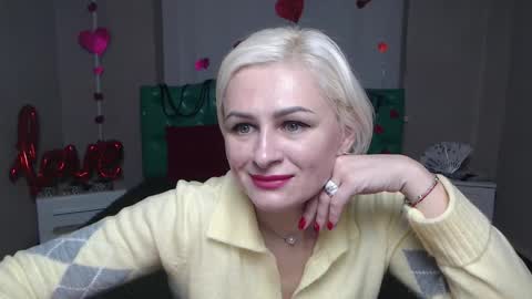 Snapshot of oliviahorst chatting on 20, 11, 2025 OliviaHorst online show from 20, 11, 2025