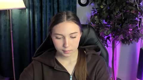 olivialangs online show from 19, 3, 2026