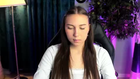 olivialangs online show from 20, 3, 2026