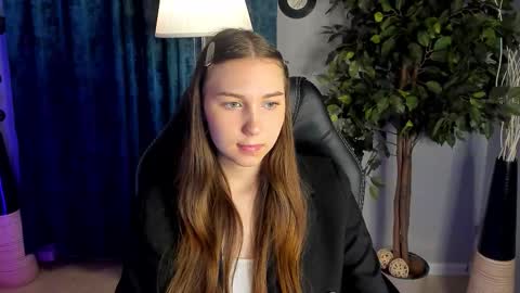 olivialangs online show from 27, 3, 2026