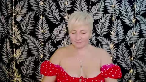 Kelly online show from 12, 1, 2025