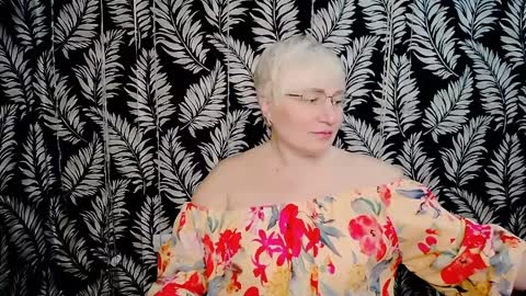 Kelly online show from 9, 4, 2026