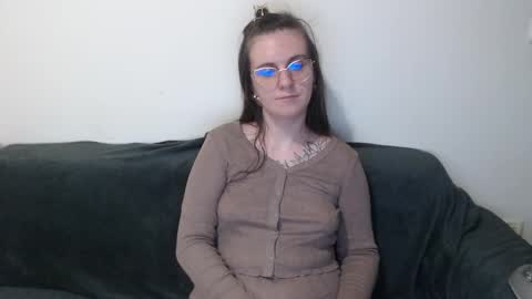 Snapshot of oliviasager chatting on 22, 12, 2025 Mistress Olivia online show from 22, 12, 2025