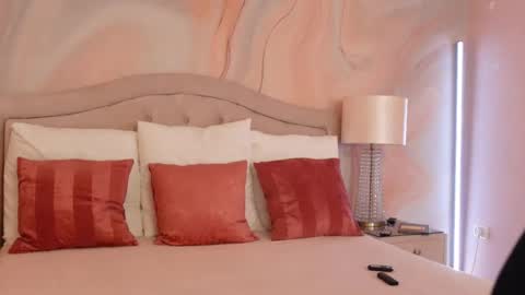 Snapshot of oliviasway chatting on 2, 7, 2026 OliviaSway online show from 2, 7, 2026
