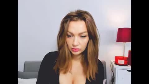 Snapshot of oliviawomen chatting on 22, 12, 2024 OliviaWomen online show from 22, 12, 2024