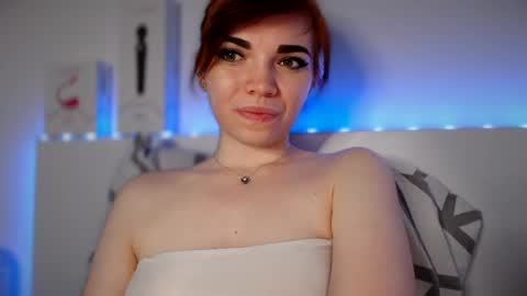 Snapshot of olivka_flower chatting on 23, 1, 2025 Angelina Lina online show from 23, 1, 2025